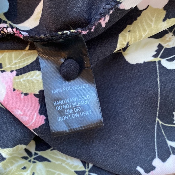 Lulus Black Floral Print V Neck Dress - Picture 10 of 10